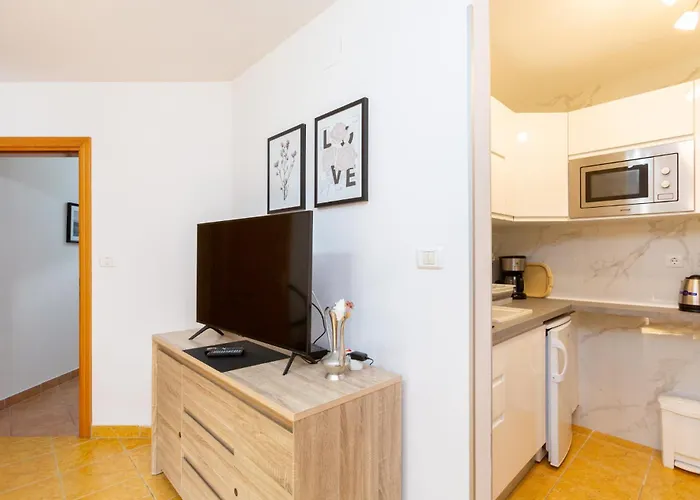 Senad - Mali - Mpolo Apartman *